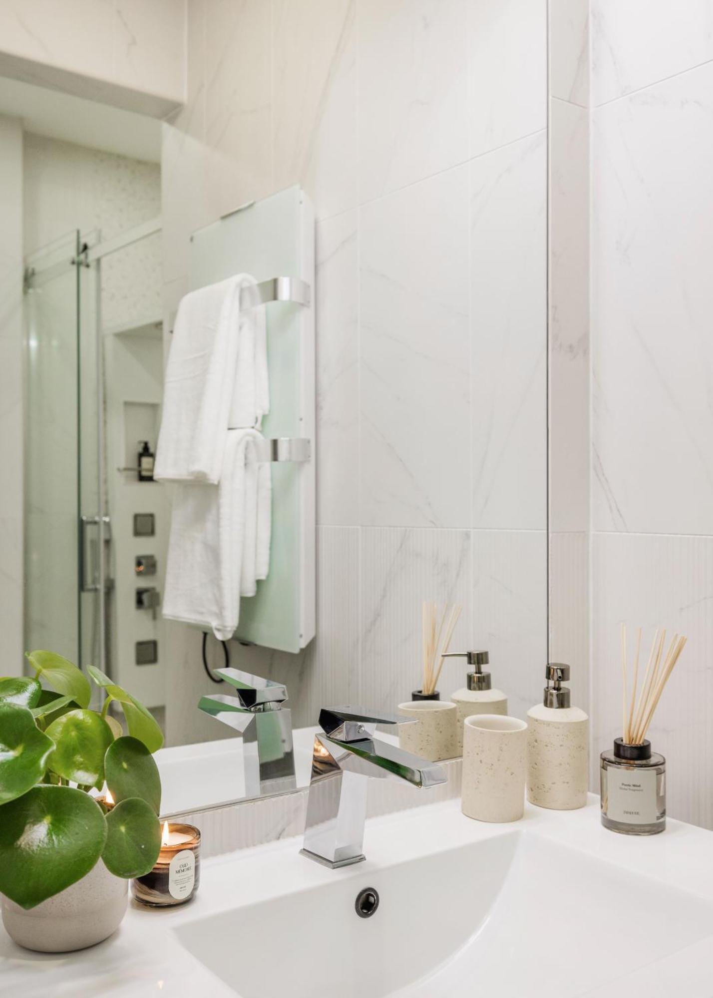 Lejlighed Designer Luxury Next To Dohany Synagogue With Balcony *
